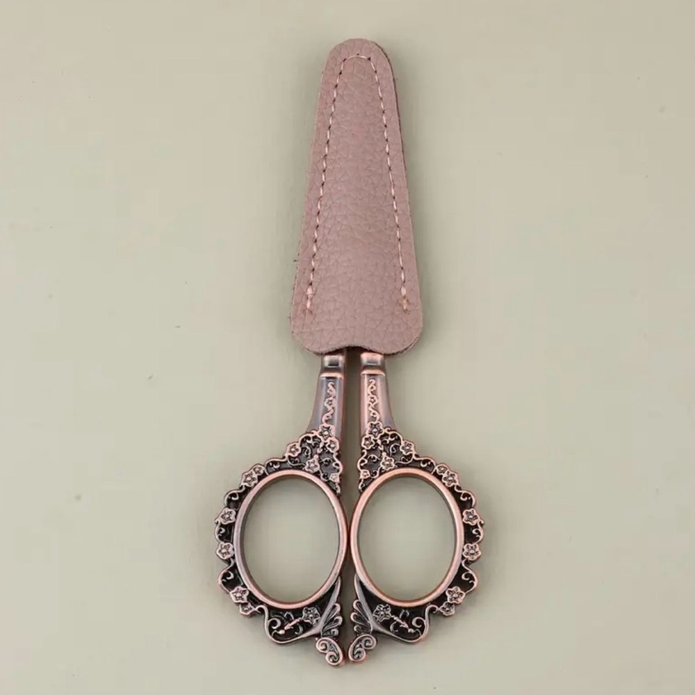 Elegant Red Copper Embroidery Scissors with Case, NEW